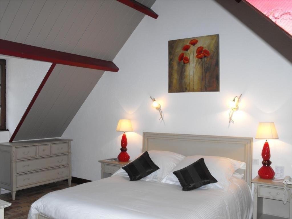 L'Oree Des Chenes, The Originals Relais La Ferté-Saint-Aubin Exteriör bild