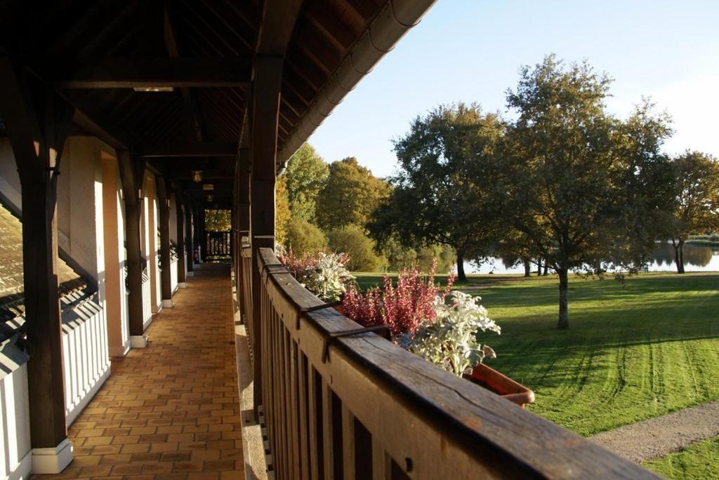 L'Oree Des Chenes, The Originals Relais La Ferté-Saint-Aubin Exteriör bild