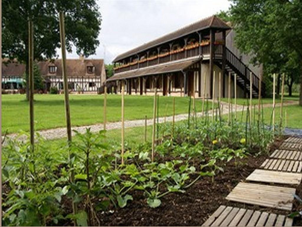 L'Oree Des Chenes, The Originals Relais La Ferté-Saint-Aubin Exteriör bild
